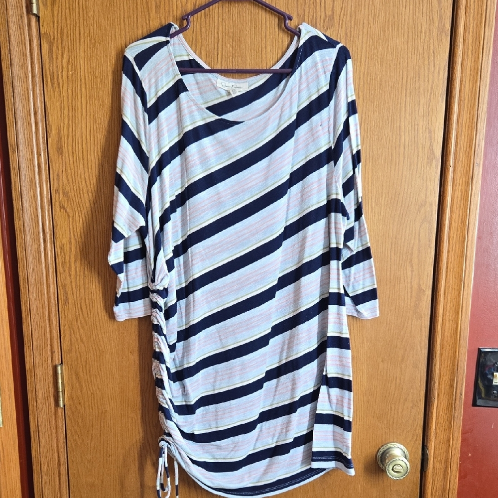 Jessica Simpson Black and White Ruched 3/4 Sleeve Tunic